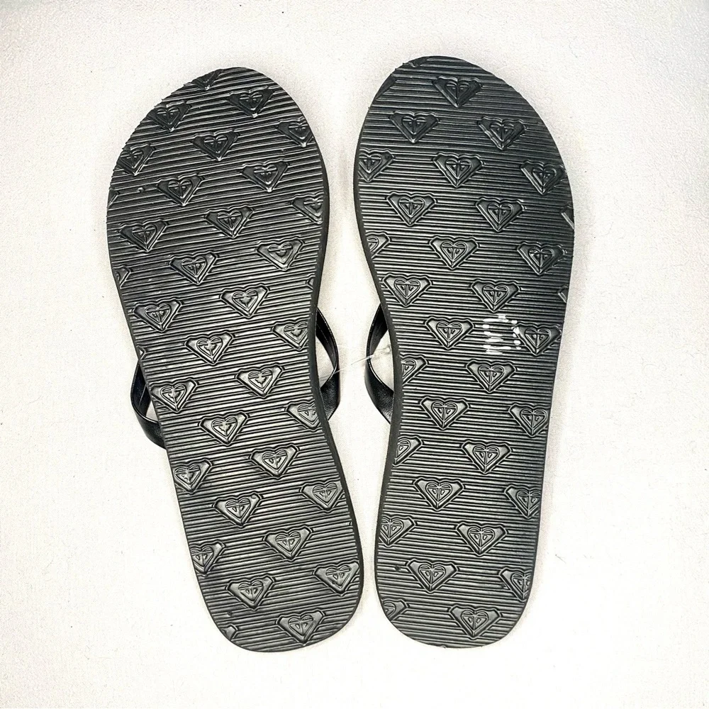 NWOT Roxy women’s sandals size 7